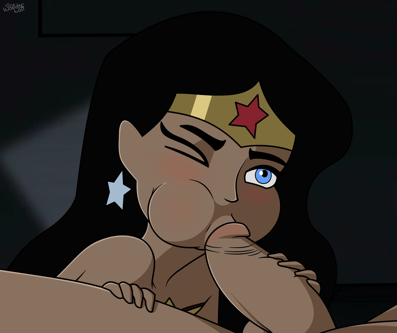 Young wonder woman naked